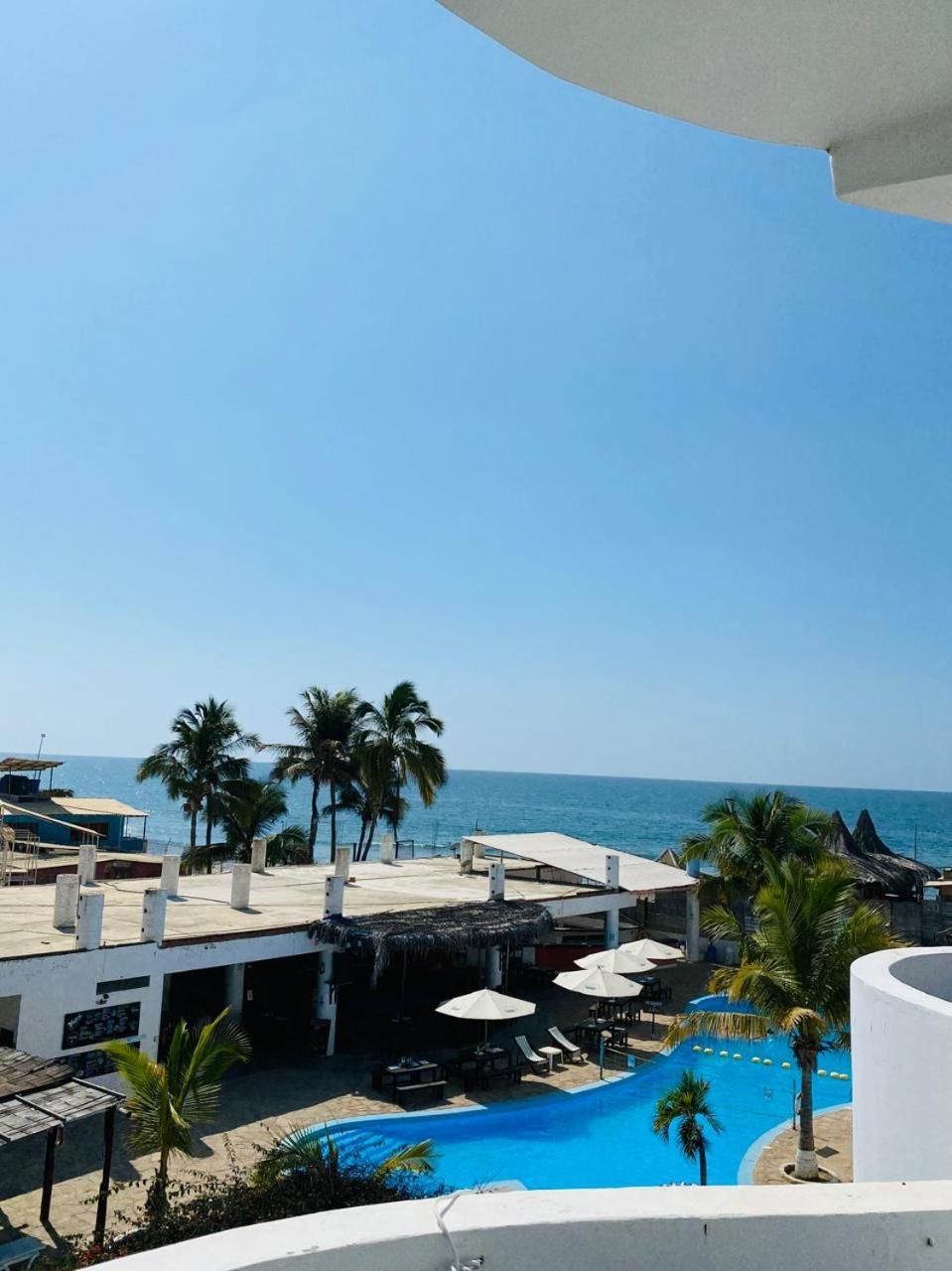 Loki Del Mar Hostel Mancora Exterior photo