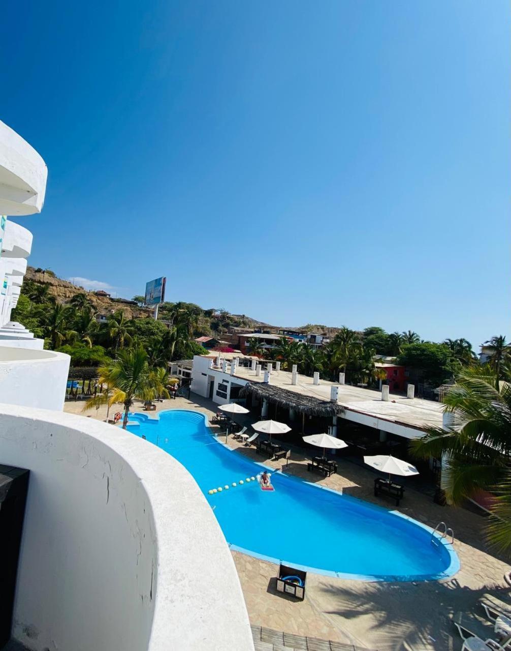 Loki Del Mar Hostel Mancora Exterior photo