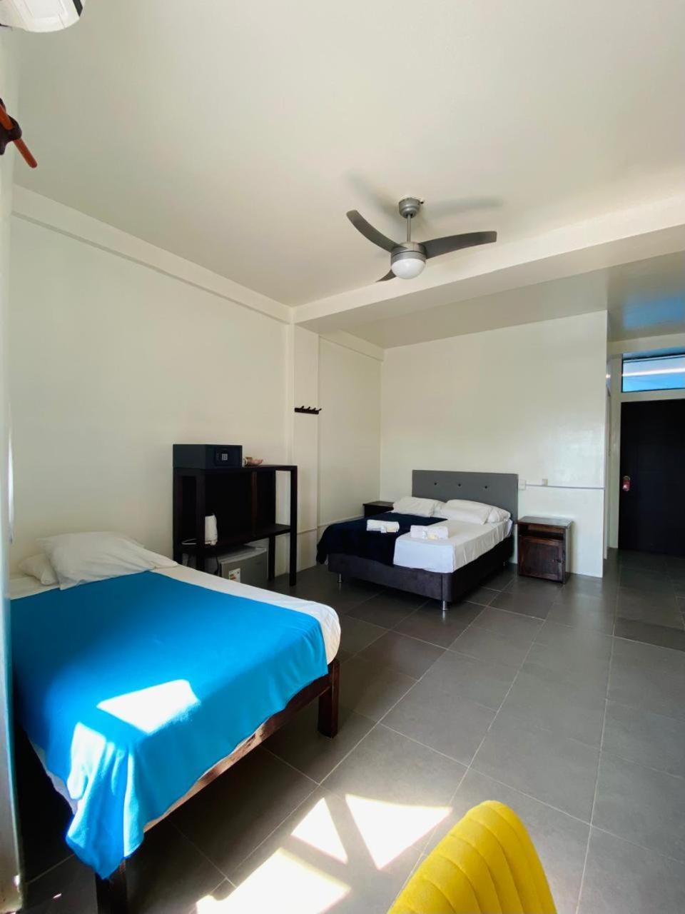 Loki Del Mar Hostel Mancora Exterior photo